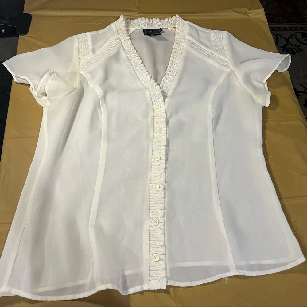 Women's Cream and White Blouse – Size M